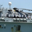 Śmigłowiec Westland Sea King na pokładzie lotniskowca HMS "Invincible".